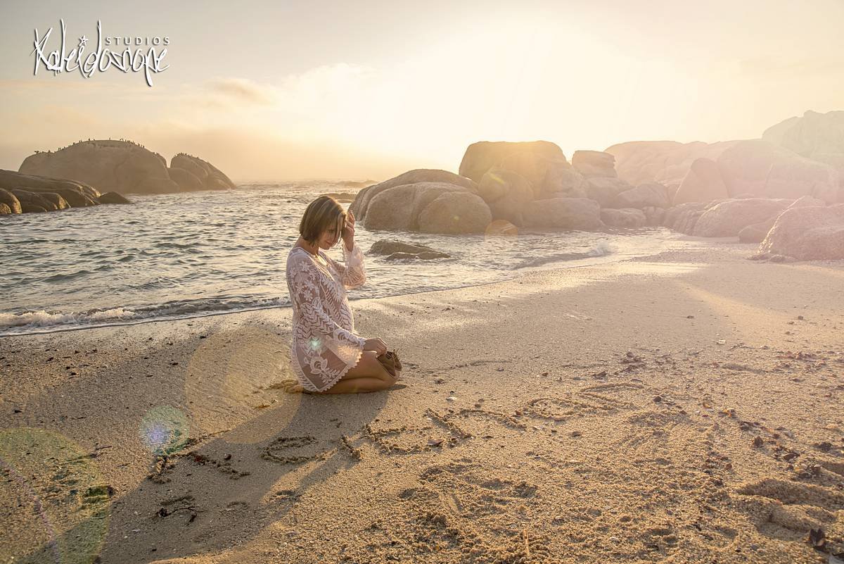 Maternity photography by Kaleidoscope Studios